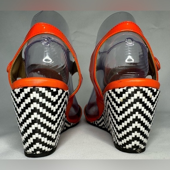 Anyi Lu Women’s Lola Red/Orange Patent Wedge Sandals Handmade in Italy Size 39 - Picture 8 of 13